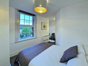 Charming room in Central London
